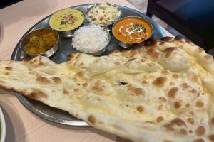 インド