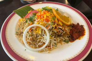 インド